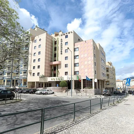 Szálloda Arangues Setúbal