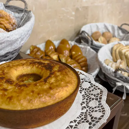 Arangues Отель 3*