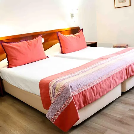 Hotell Arangues 3*