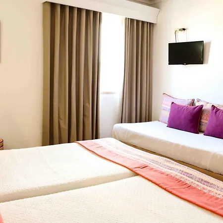 Hotell Arangues